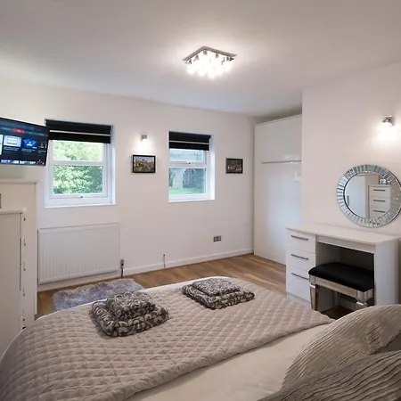 Pear Tree - Holiday home *